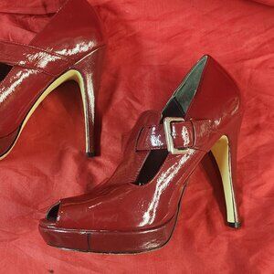 JLO Jennifer Lopez 8.5 Red Platform Heels peep toe strap